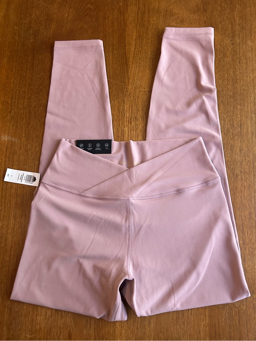 NEW Aritzia Butter Hi-Rise Legging - sz 8 Dusty Pink